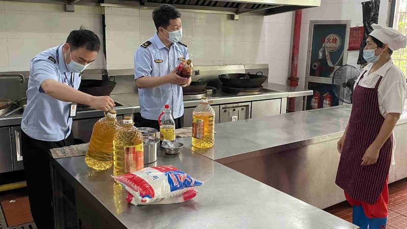 蜜饯果干小包装材质：安全与美观的完美平衡